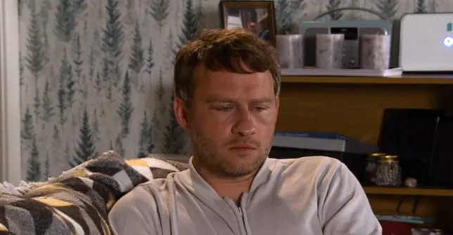 You are currently viewing Coronation Street spoilers: Dying Paul’s dismay as his wheelchair breaks down in public