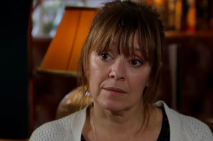 Read more about the article Emmerdale’s Zoe Henry addresses her ‘primal instinct’ as she reveals what she would do in Rhona’s situation