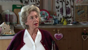 Read more about the article Coronation Street Christmas spoilers: Evelyn is surprised as she gets big news