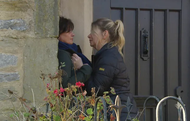 Read more about the article Emmerdale spoilers: Charity Dingle violently attacks Moira Barton in showdown following brutal death