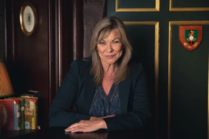 Read more about the article Claire King reveals health condition that will stop her work in Emmerdale