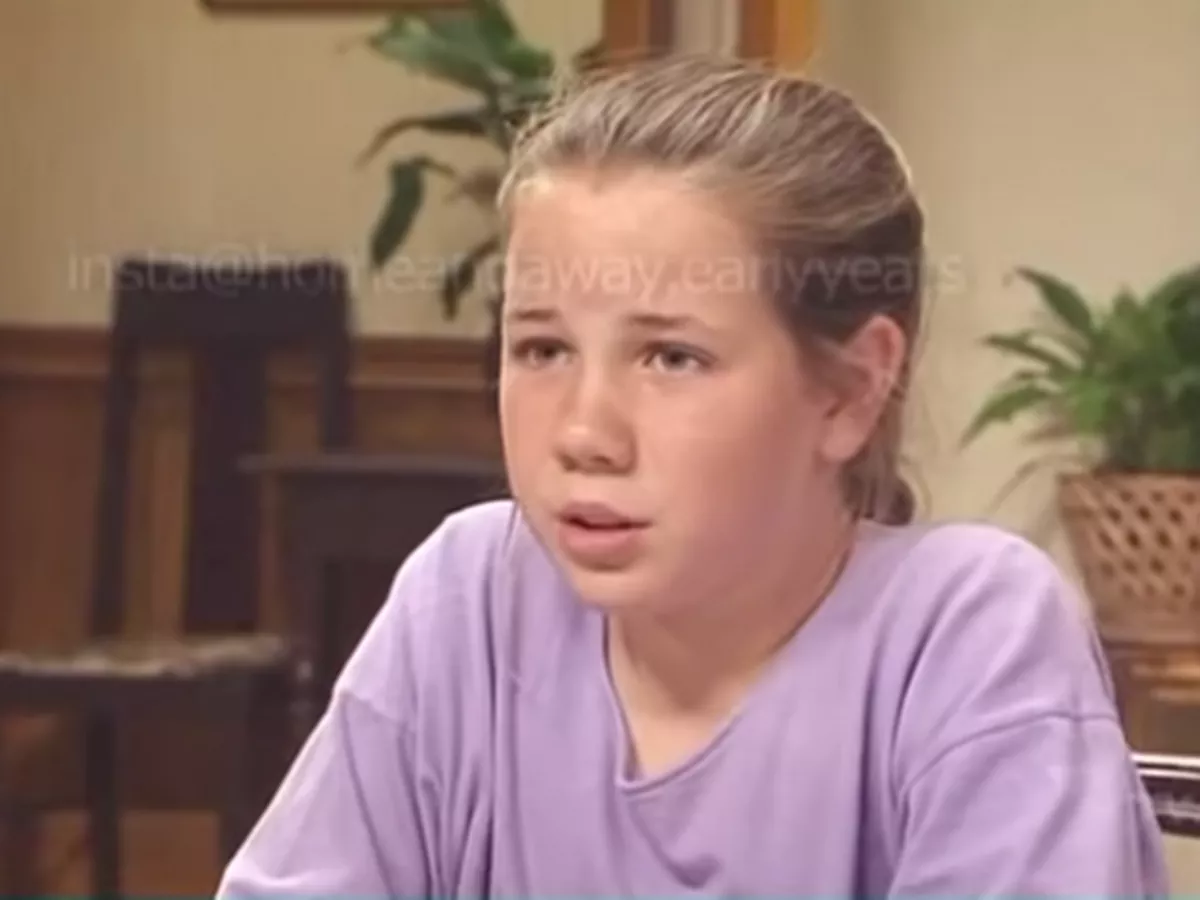 You are currently viewing Home and Away star Kate Ritchie – who played Sally Fletcher – shares ‘tragic’ throwback