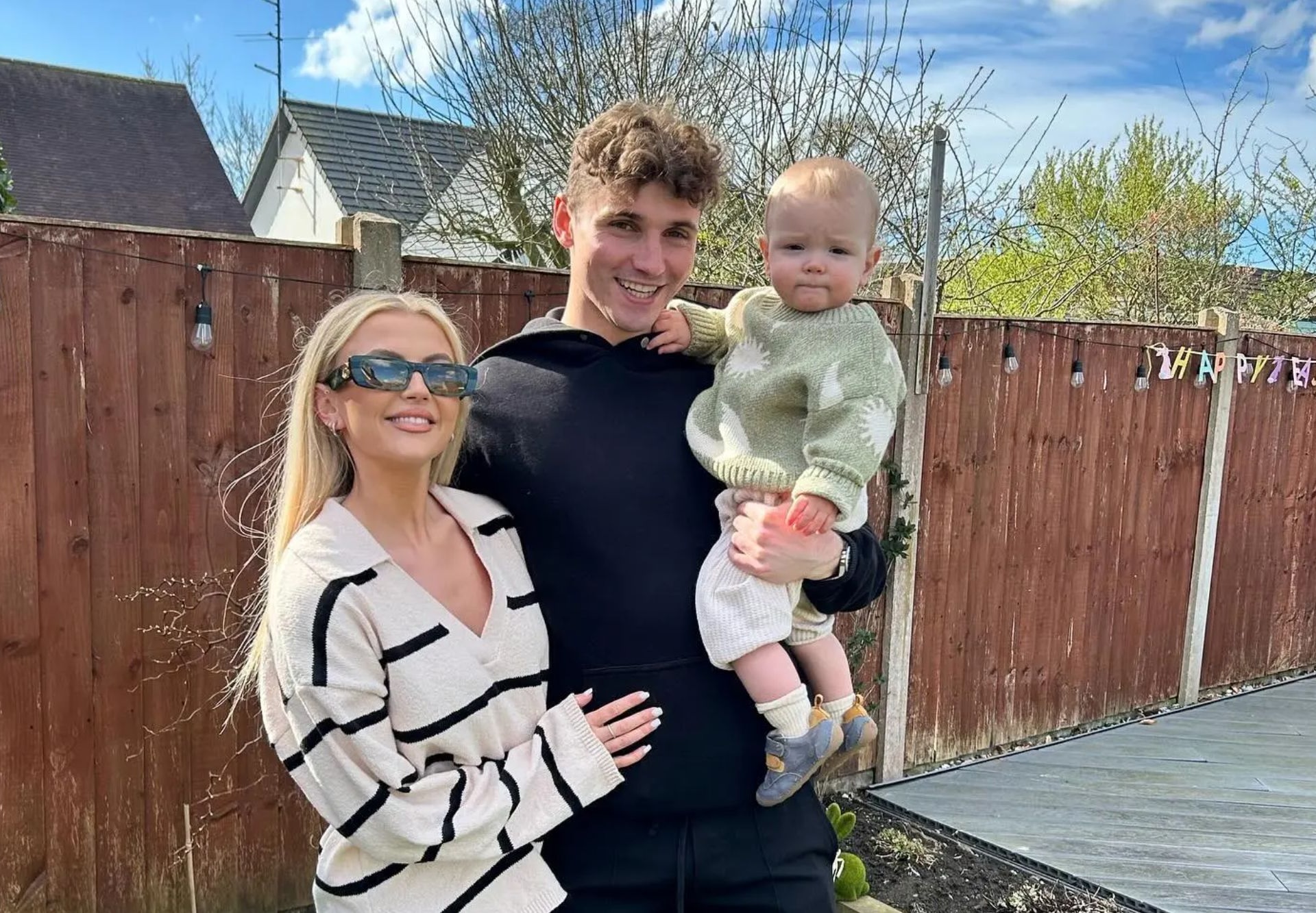 Read more about the article CRUEL TARGET Corrie’s Lucy Fallon mum-shamed over Easter snap of baby son as she prepares for reality TV debut