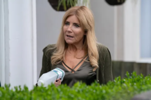 Read more about the article FINAL BLOW Cindy Beale gets ultimatum about George Knight in EastEnders – and makes major sacrifice