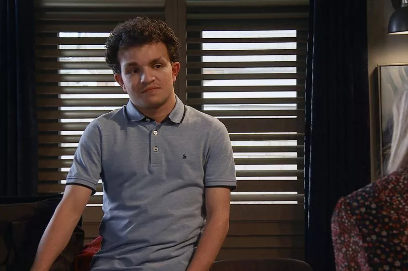 You are currently viewing Coronation Street’s Alex Bain confirms what’s next as he leaves soap as Simon Barlow